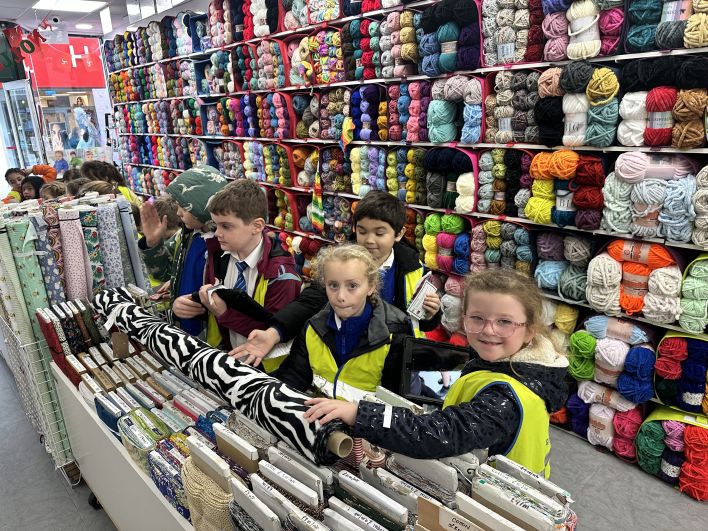 708_708_7f6c8bb411ccc8bf379eeaad8e94cb4c.jpeg?m=1763063959