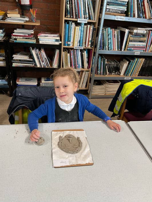 708_708_33bc0f13cb0ba9080e9fe589409b577f.jpeg?m=1763460633