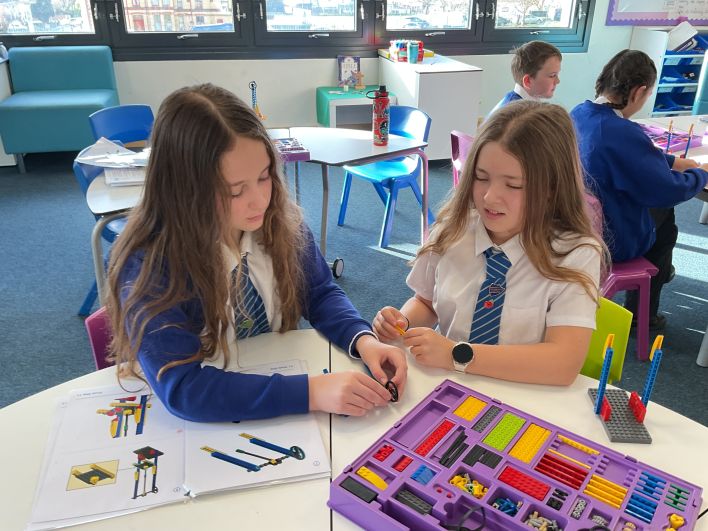 708_708_bac3764c50b00e233d3d32feb5b150a3.jpeg?m=1763483473