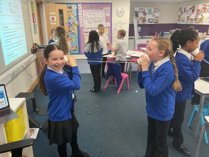 708_708_43bd4e54235d3286479b45bf76693c83.jpg?m=1764335873