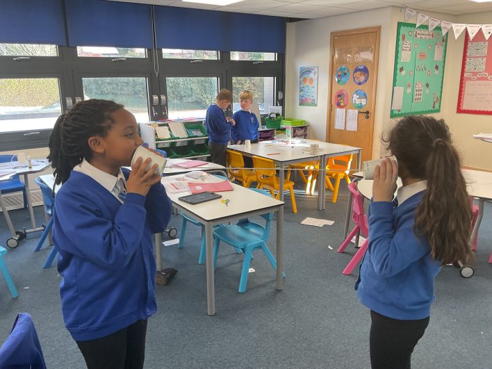 708_708_28f9027f85dae4cbc85b19ae2bf3c928.jpg?m=1764335919