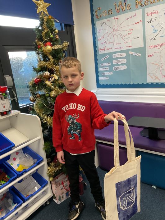 708_708_f89bbe83d2b866fd0b5adcf5e33686e6.jpg?m=1765895256