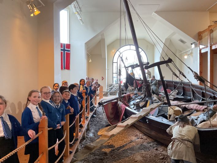 708_708_5b61f455f461a9839ccb8c21f3f558e4.jpg?m=1770732865