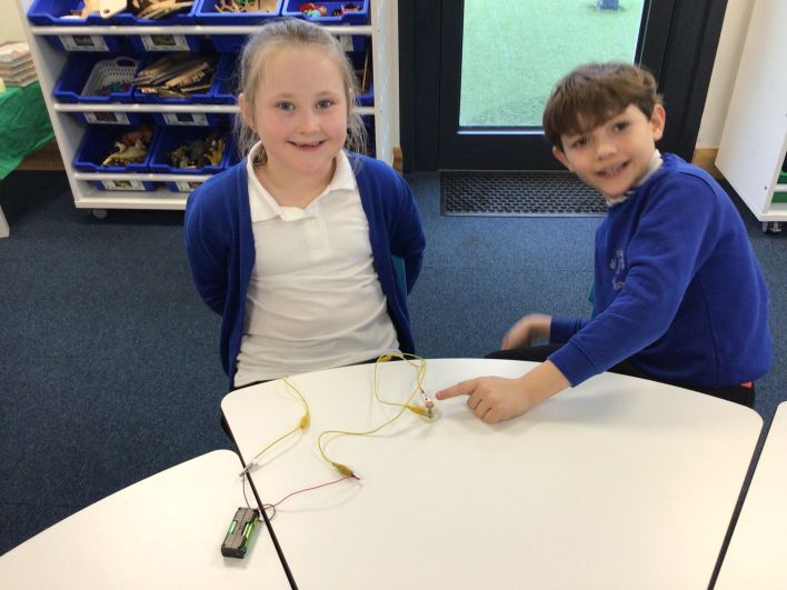 708_708_0ab63a22d028f858e8e870a20415418e.jpeg?m=1770756124